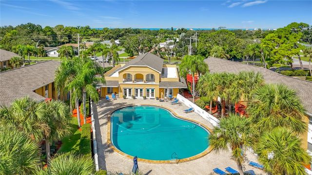 1935 TOUCAN WAY 302, Sarasota, FL 34232