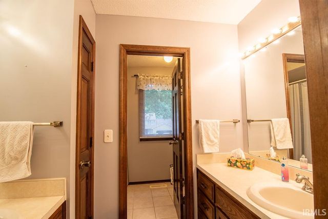 5214 Willowwood Court, Fort Wayne, IN 46835