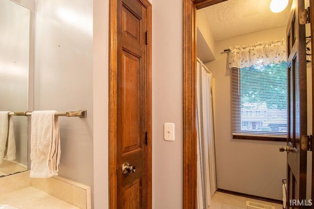 5214 Willowwood Court, Fort Wayne, IN 46835