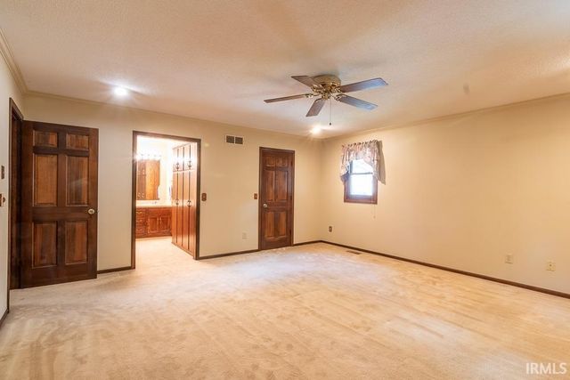 5214 Willowwood Court, Fort Wayne, IN 46835
