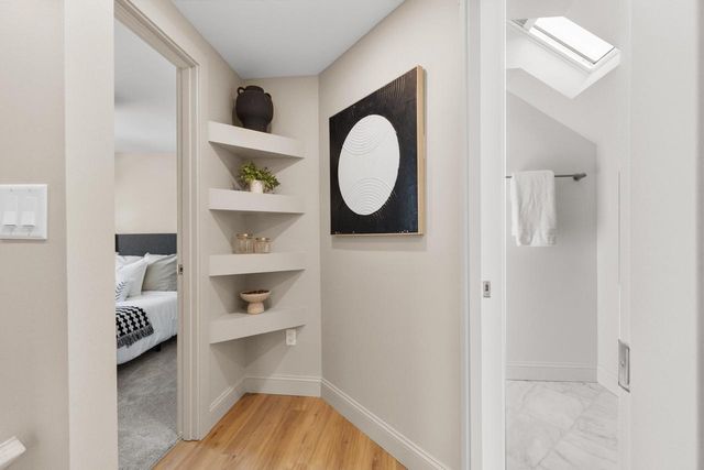 483 E Morgan AVENUE, Milwaukee, WI 53207