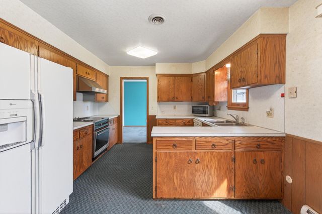 2850 Pilot Knob Road, Eagan, MN 55121