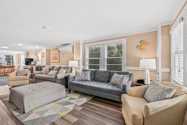 615 Doyle Ave., Pawleys Island, SC 29585