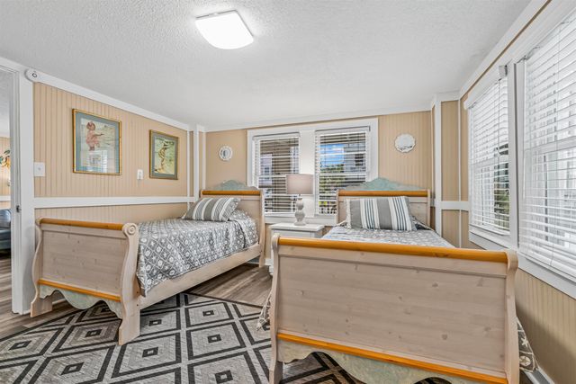 615 Doyle Ave., Pawleys Island, SC 29585