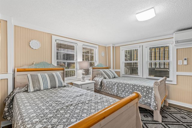 615 Doyle Ave., Pawleys Island, SC 29585