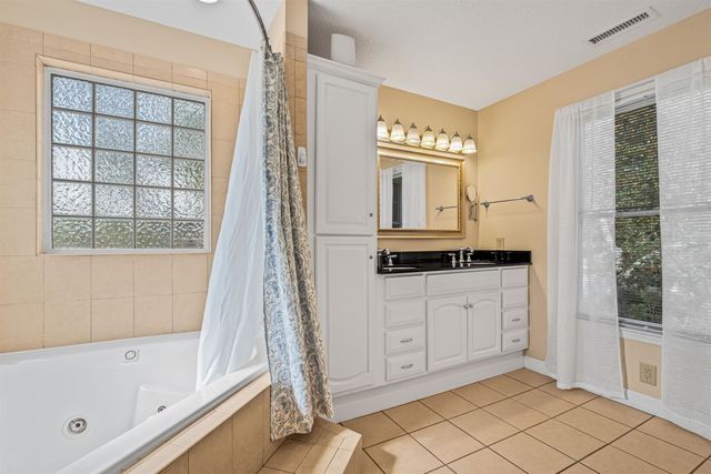 615 Doyle Ave., Pawleys Island, SC 29585