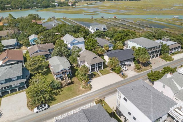 615 Doyle Ave., Pawleys Island, SC 29585