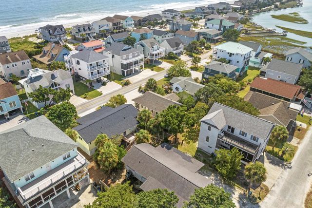 615 Doyle Ave., Pawleys Island, SC 29585