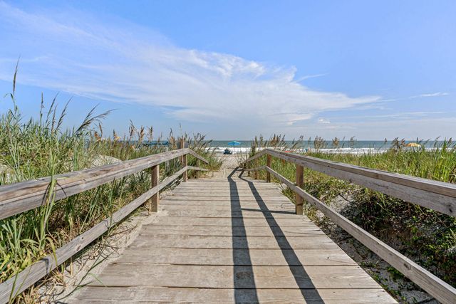 615 Doyle Ave., Pawleys Island, SC 29585