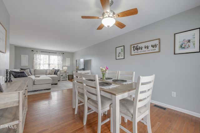 123 Village Lane, Gray, TN 37615