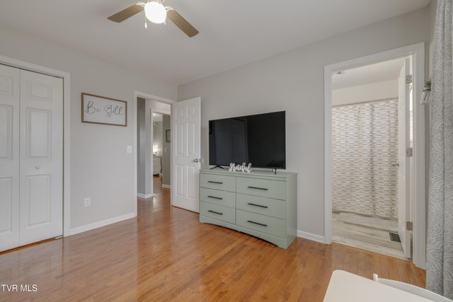 123 Village Lane, Gray, TN 37615