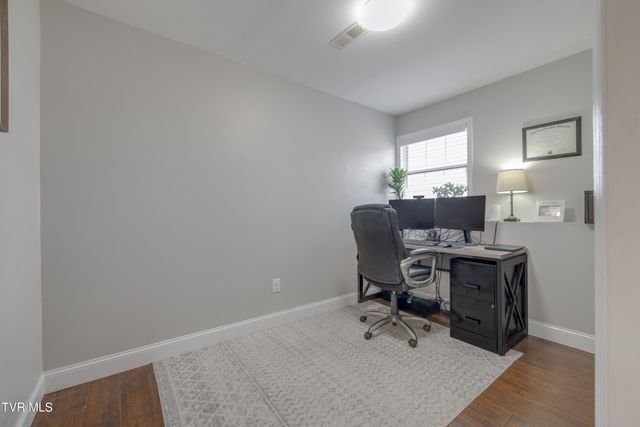 123 Village Lane, Gray, TN 37615