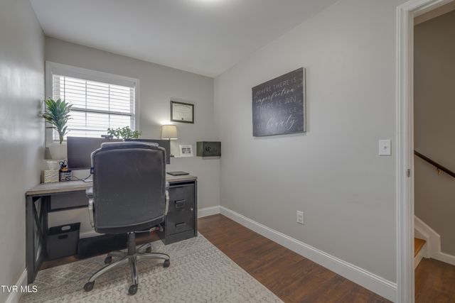 123 Village Lane, Gray, TN 37615