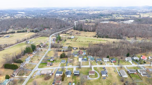 123 Village Lane, Gray, TN 37615