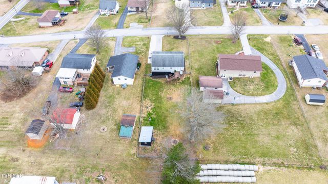 123 Village Lane, Gray, TN 37615