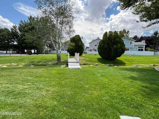 7544 Whimbleton Way, Reno, NV 89511