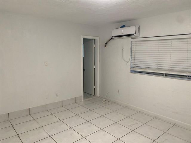 317 SE 12 Avenue, Pompano Beach, FL 33060