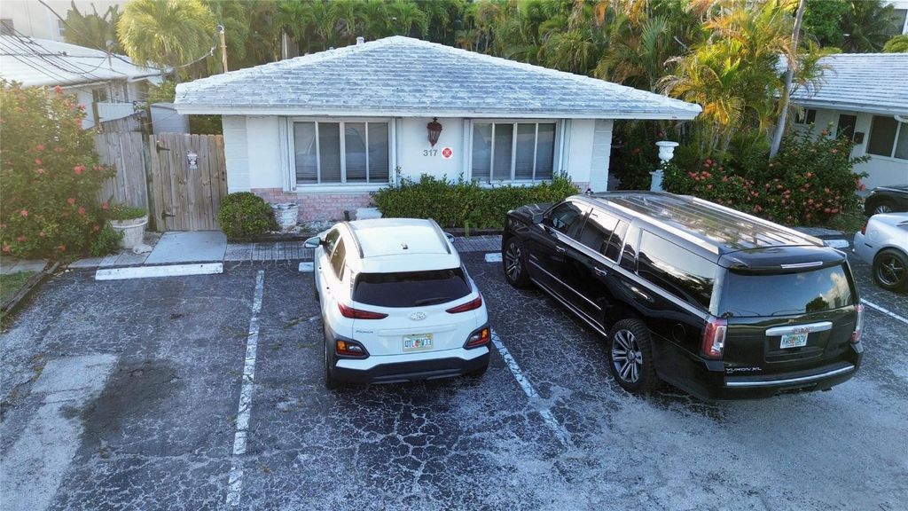 317 SE 12 Avenue, Pompano Beach, FL 33060