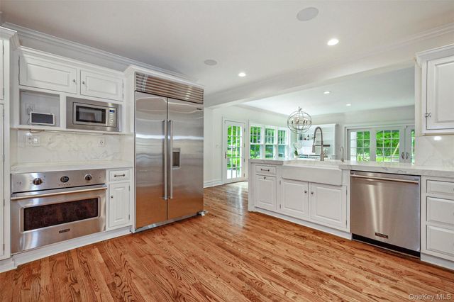 18 Lakeside Drive, Rye, NY 10580