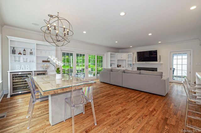 18 Lakeside Drive, Rye, NY 10580