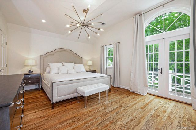 18 Lakeside Drive, Rye, NY 10580