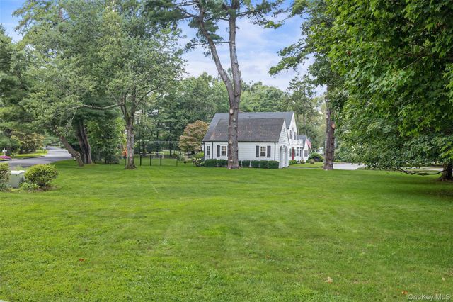 18 Lakeside Drive, Rye, NY 10580