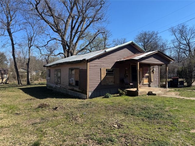 655 5th Street SE, Paris, TX 75460