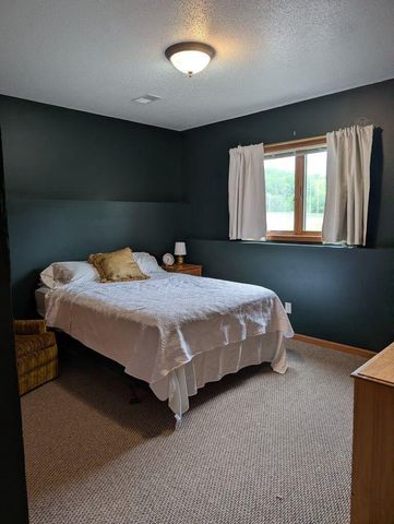 1007 3rd AVENUE E, Holmen, WI 54636