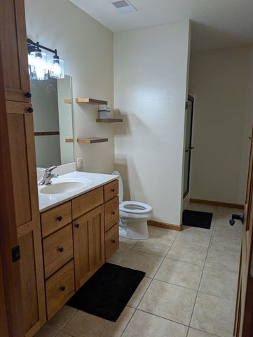 1007 3rd AVENUE E, Holmen, WI 54636