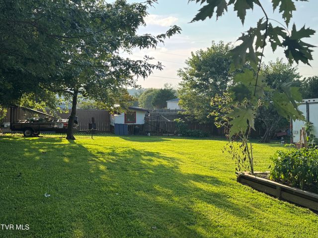 225 Shaw Road, Chuckey, TN 37641