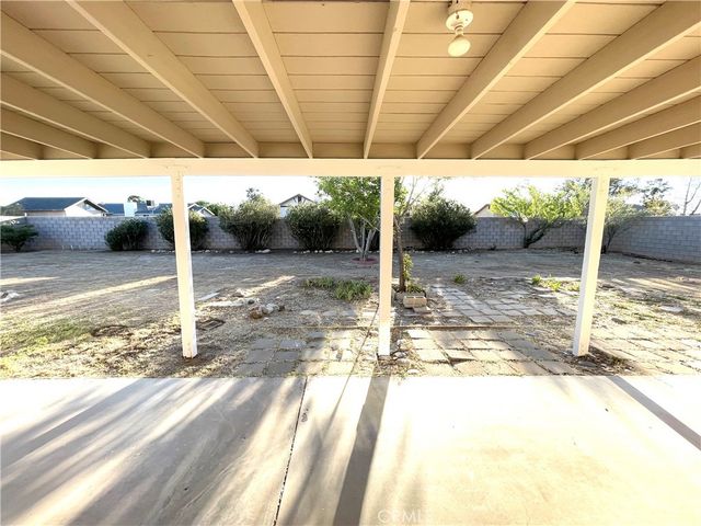 12546 Navajo, Apple Valley, CA 92308