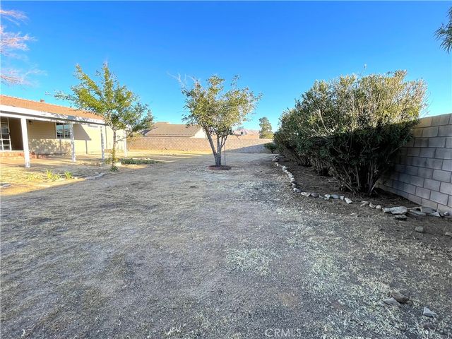 12546 Navajo, Apple Valley, CA 92308