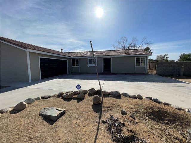 12546 Navajo, Apple Valley, CA 92308