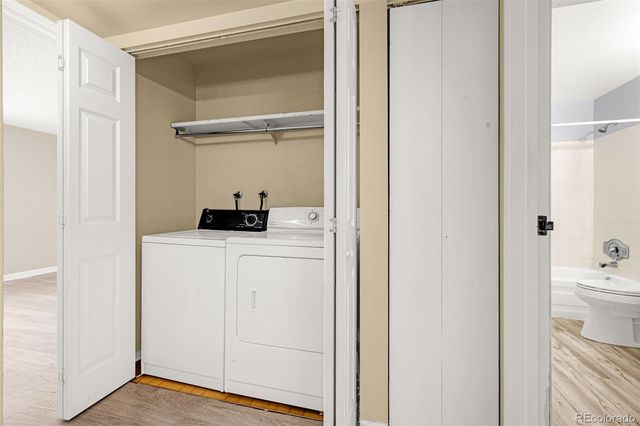 1760 S Pitkin Circle B, Aurora, CO 80017