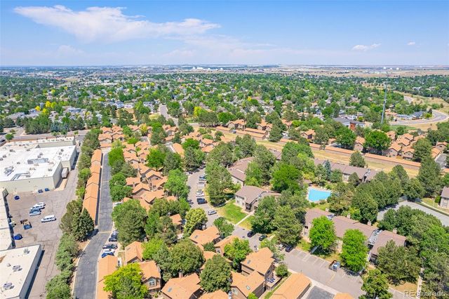 1760 S Pitkin Circle B, Aurora, CO 80017