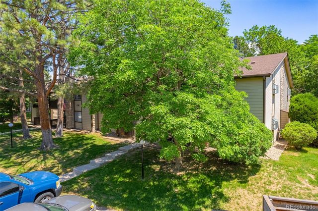 1760 S Pitkin Circle B, Aurora, CO 80017