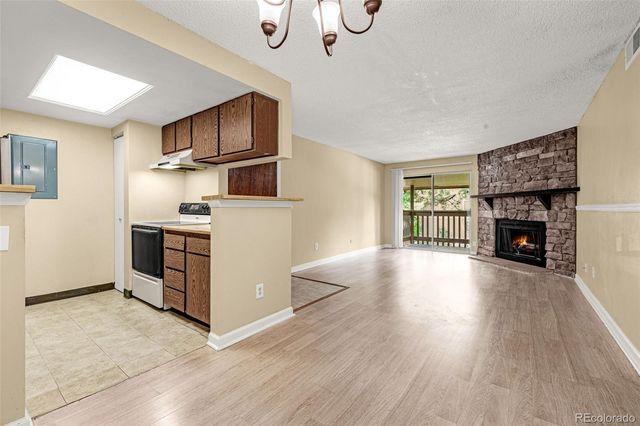 1760 S Pitkin Circle B, Aurora, CO 80017