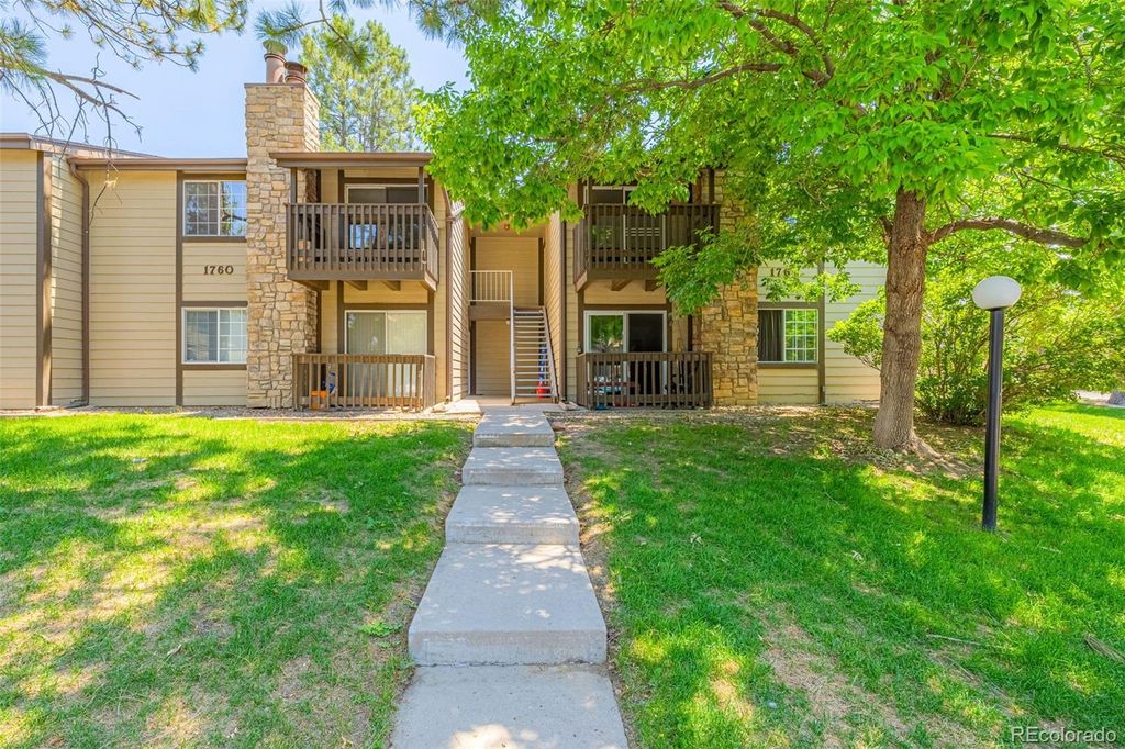 1760 S Pitkin Circle B, Aurora, CO 80017