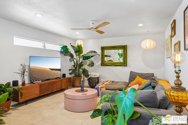 3864 E Calle San Raphael, Palm Springs, CA 92264