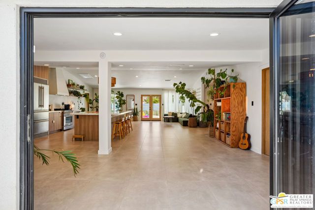 3864 E Calle San Raphael, Palm Springs, CA 92264