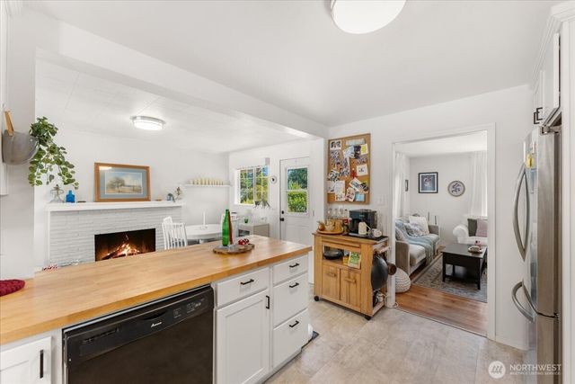 859 SW 132nd Street, Burien, WA 98146