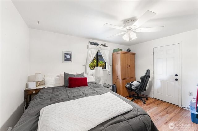859 SW 132nd Street, Burien, WA 98146