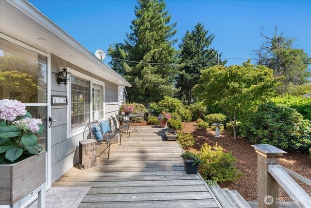 859 SW 132nd Street, Burien, WA 98146