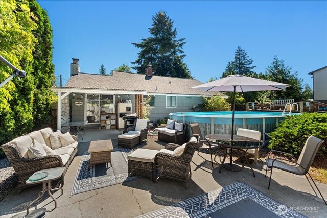 859 SW 132nd Street, Burien, WA 98146