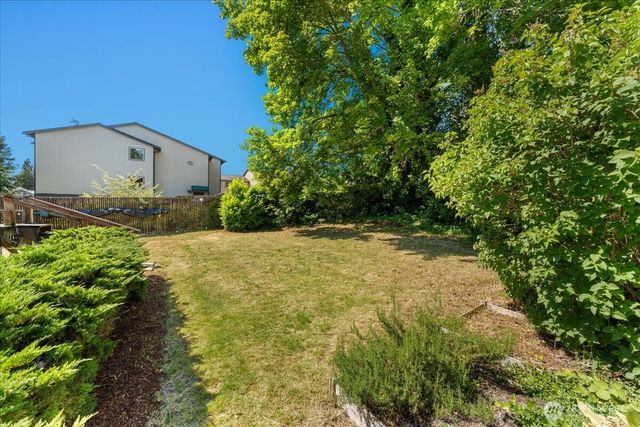 859 SW 132nd Street, Burien, WA 98146