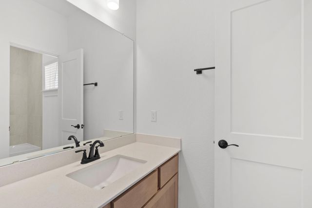 10938 Middle Ridge Drive, Missouri City, TX 77459