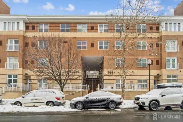 368 Rector Street 419, Perth Amboy, NJ 08861