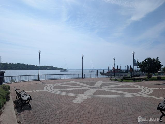 368 Rector Street 419, Perth Amboy, NJ 08861