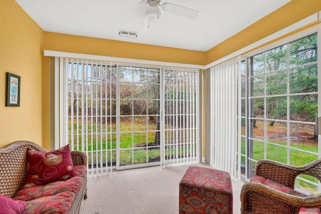 156 Orchard Oak Drive, Blacklick, OH 43004