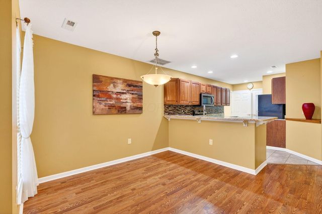 156 Orchard Oak Drive, Blacklick, OH 43004